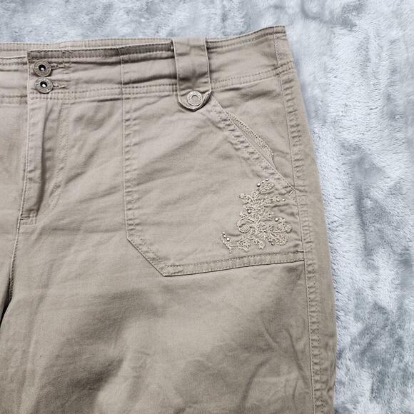 Gloria Vanderbilt Pants Womens 12 Tan Tyra Capri Ruched Hem Embroidered Studded - Picture 4 of 16